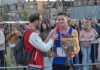 Cas Kopmels en Emma Houchell winnen stijf uitverkochte recordeditie Singelloop