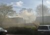 Brand in Duingalow: veel rook en schade