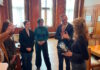 Petitie voor veiligere Vrouwenweg aangeboden