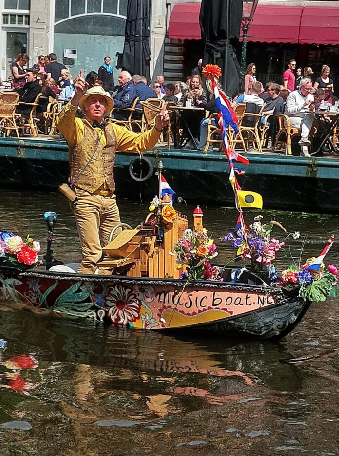 Muziekbootje