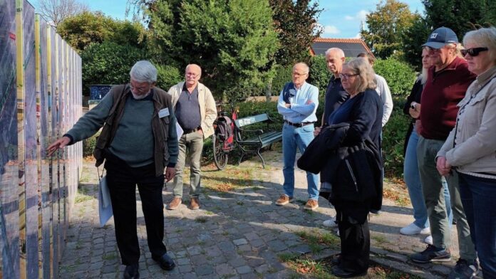Archeologische rondleiding in Park Arentsburgh Archeologische rondleiding in Park Arentsburgh