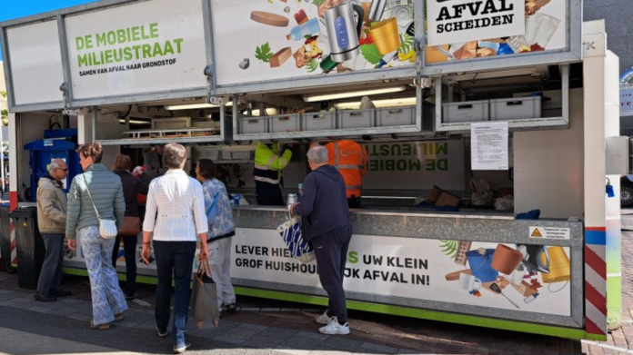 Mobiele Milieustraat in Leidschendam Mobiele Milieustraat in Leidschendam