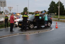 Auto beschadigd door aanrijding