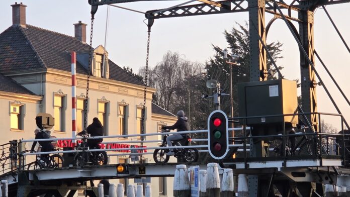 Wethouder houdt vast aan plannen Kippenbrug