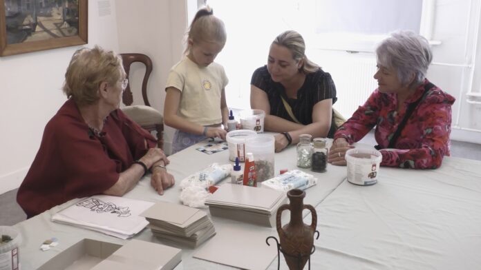 Romeins verleden komt tot leven in Huygens Hofwijck tijdens Nationale Archeologiedagen (video) Romeins verleden komt tot leven in Huygens Hofwijck tijdens Nationale Archeologiedagen (video)