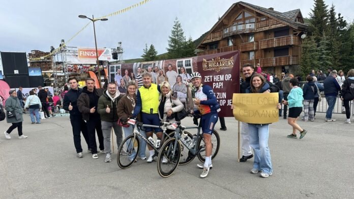 René Bogaart blikt terug op Alpe d'HuZes: 'Een onvergetelijke levenservaring' René Bogaart blikt terug op Alpe d'HuZes: 'Een onvergetelijke levenservaring'