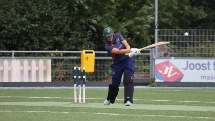 Quick-vrouwen langs VCC/HCC in record-chase