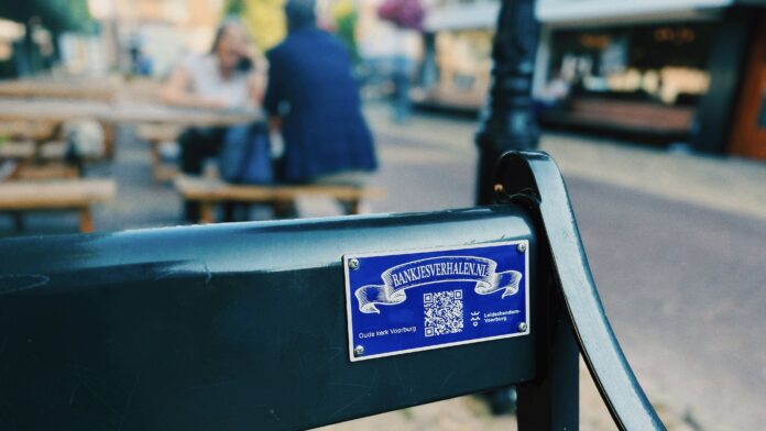 Bankjes vertellen de verhalen van Leidschendam-Voorburg
