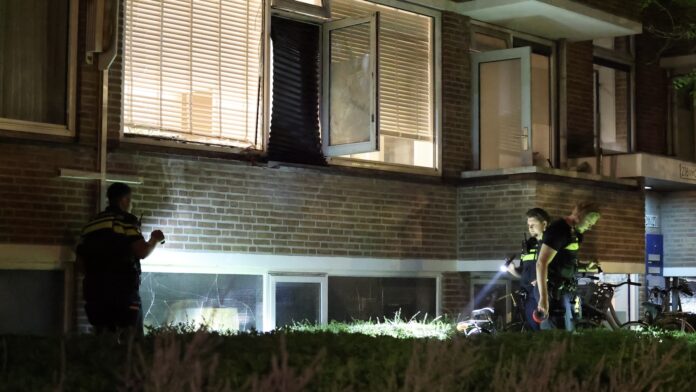 Explosie bij portiekwoning aan Prinses Irenelaan in Voorburg
