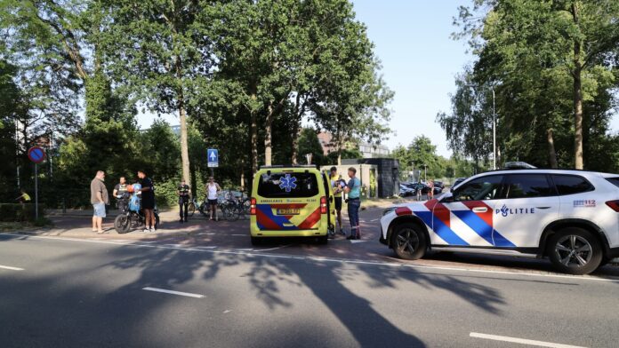 Wielrenner gewond na botsing met fatbike op Westvlietweg Wielrenner gewond na botsing met fatbike op Westvlietweg
