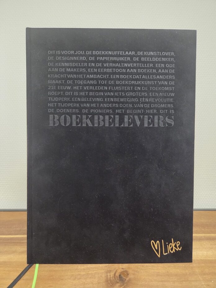 Het boek – Fotocredit Lieke Kuijper