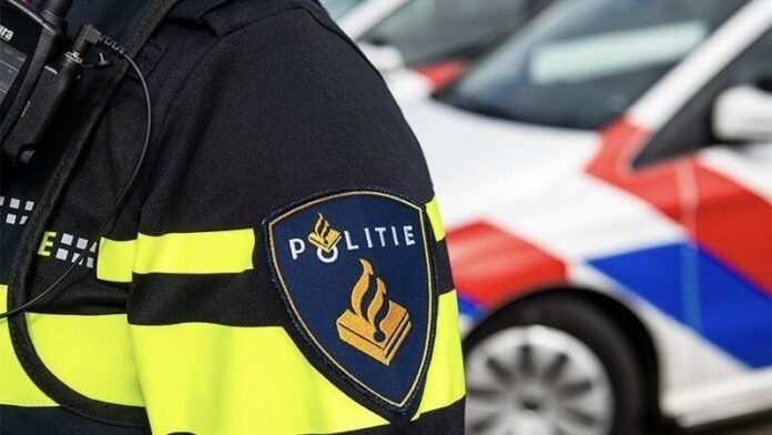 Politie houdt Voorbuger aan bij onderschepping drugtransport Politie houdt Voorbuger aan bij onderschepping drugtransport