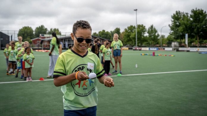 Sportzomerkamp voor kinderen met en zonder beperking op hockeyclub Ypenburg Sportzomerkamp voor kinderen met en zonder beperking op hockeyclub Ypenburg