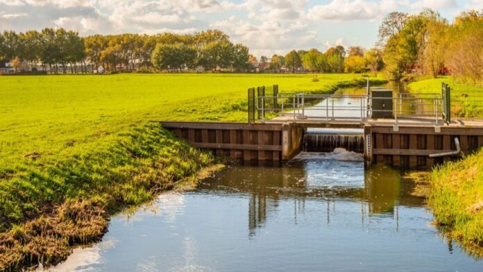 Delfland investeert 1,2 miljard euro in nieuwe afvalwaterzuivering Delfland investeert 1,2 miljard euro in nieuwe afvalwaterzuivering