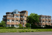Plannen voor zeventig tot tachtig woningen bij oude gemeentehuis Leiderdorp