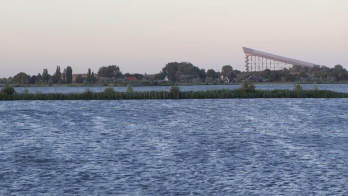 Waarom Rijnland en Delfland droogte anders aanpakken: Nieuwe Driemanspolder als waterbuffer