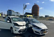 Twee auto’s betrokken bij ongeval op Tjalmaweg bij oprit A44