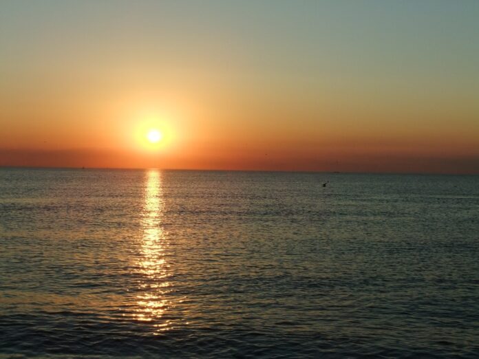 beach-sea-coast-nature-ocean-horizon-771704-pxhere.com