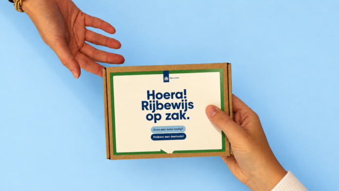 Korting op eerste deelauto-rit voor rijbewijsophalers Korting op eerste deelauto-rit voor rijbewijsophalers