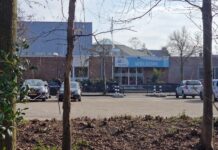 Oegstgeest stevent af op nieuw zwembad met recreatie maar zonder recreatiebad