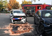 Gewonde bij aanrijding met politiewagen