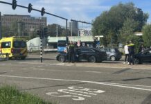Kop-staartbotsing op kruising Schiphol-weg en Morssingel